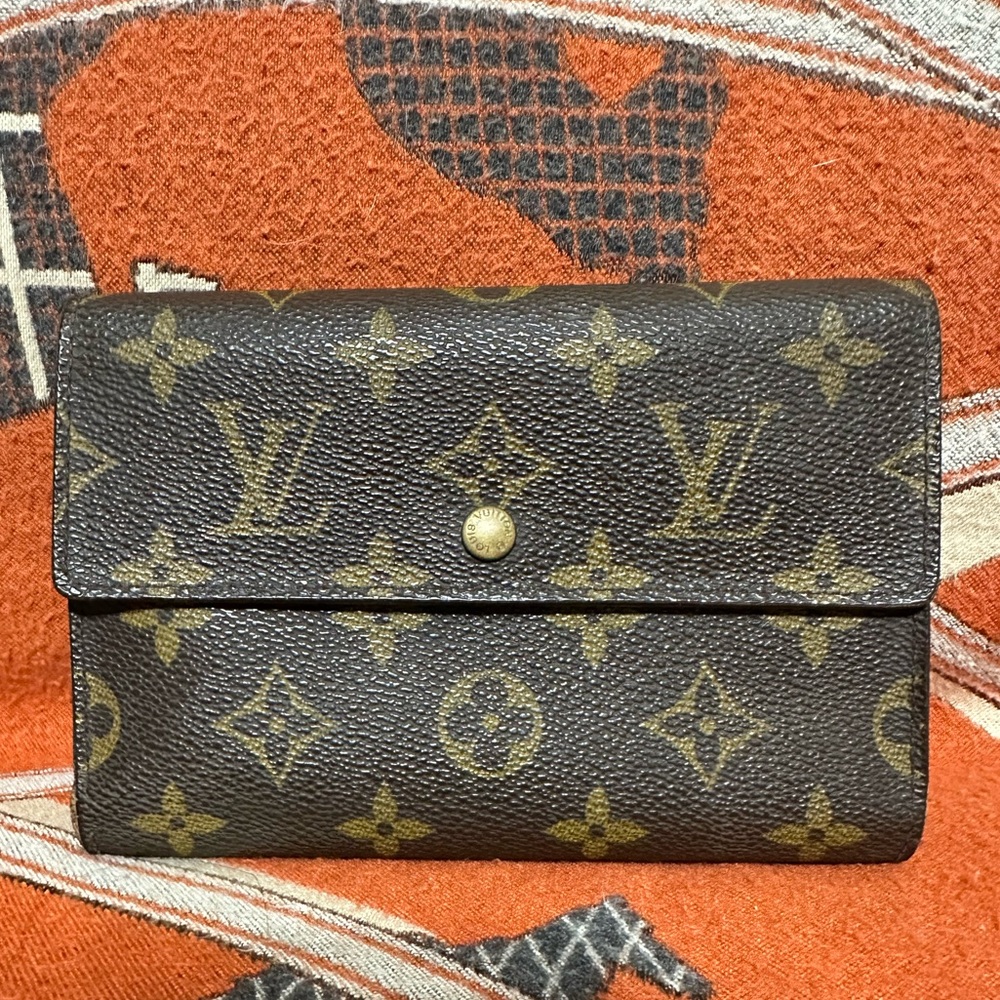 Louis Vuitton Monogram Brown Wallets